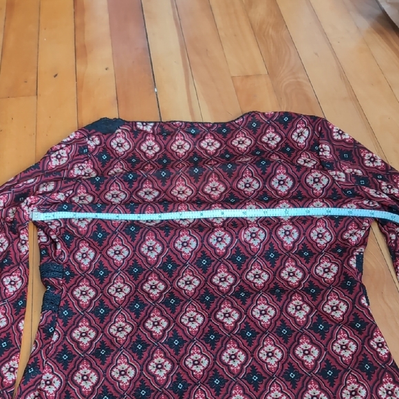 Vintage Black and BurgundGeometric V Neck Women's Top Lace And Velvet Trim Large - Picture 8 of 12